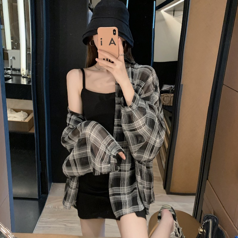 Loose plaid long sleeve shirt