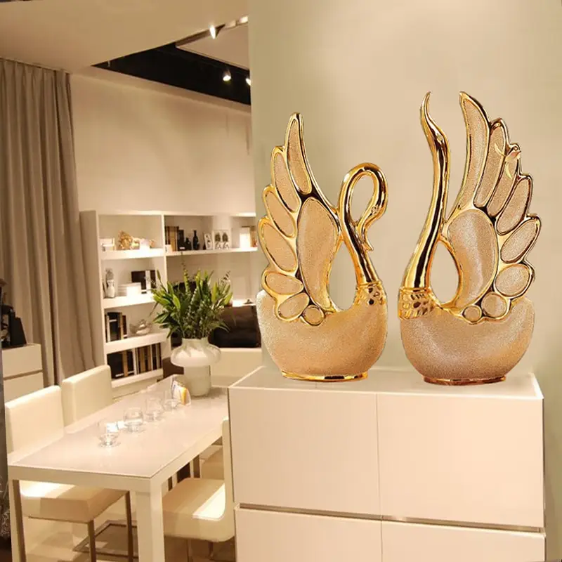 Gold-plated Swan Ornaments