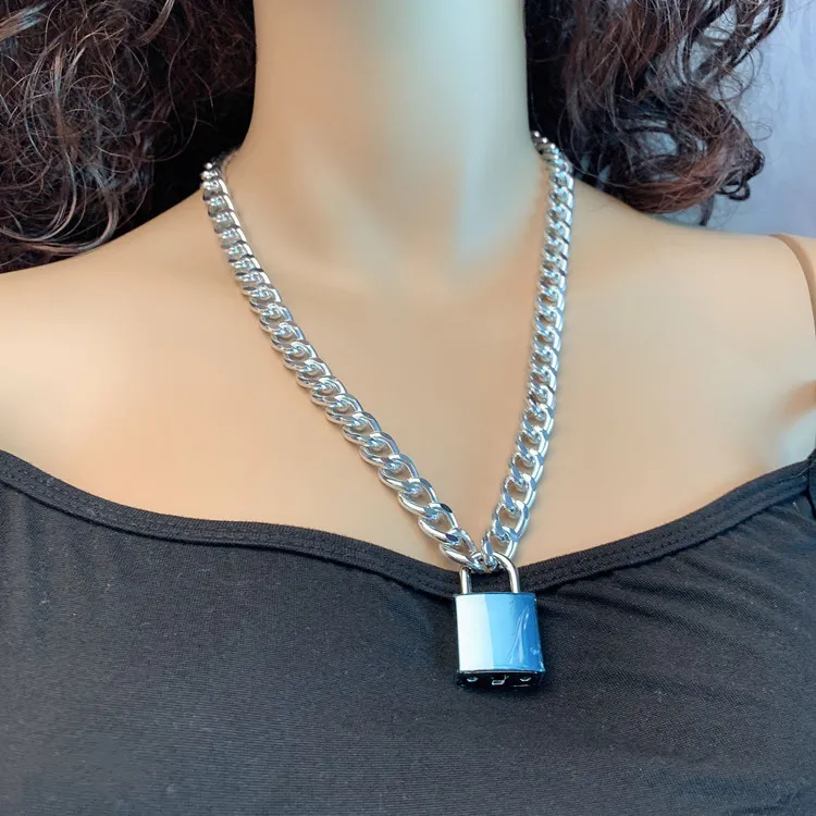 Chain Lock Pendant - Silver