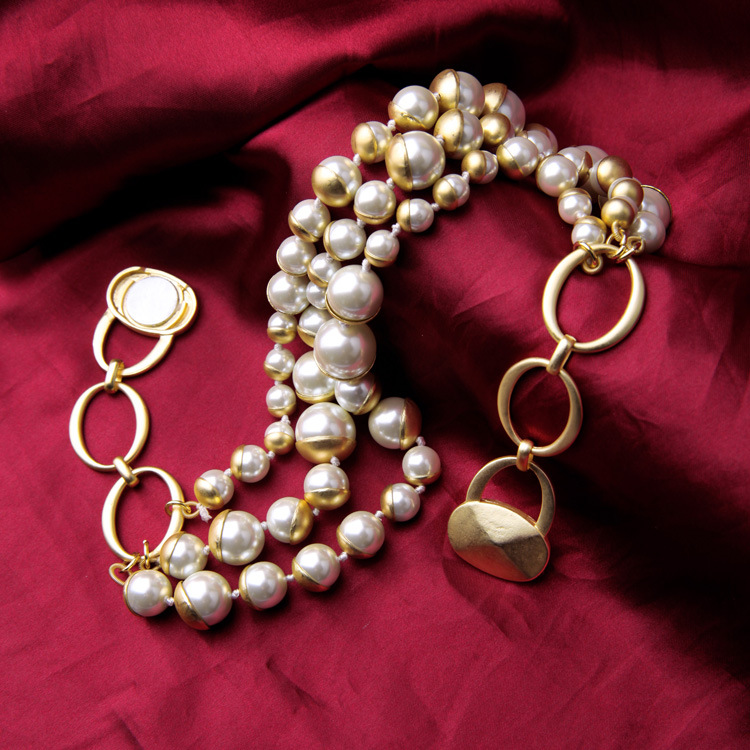 Ladies vintage pearl necklace — foto 8