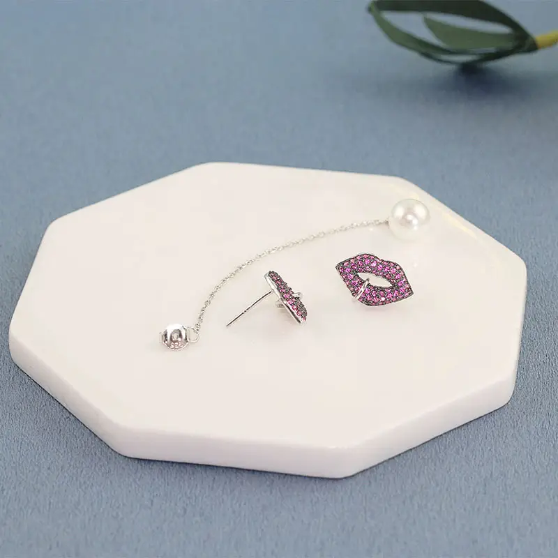 S925 sterling silver lip hanging shell earrings