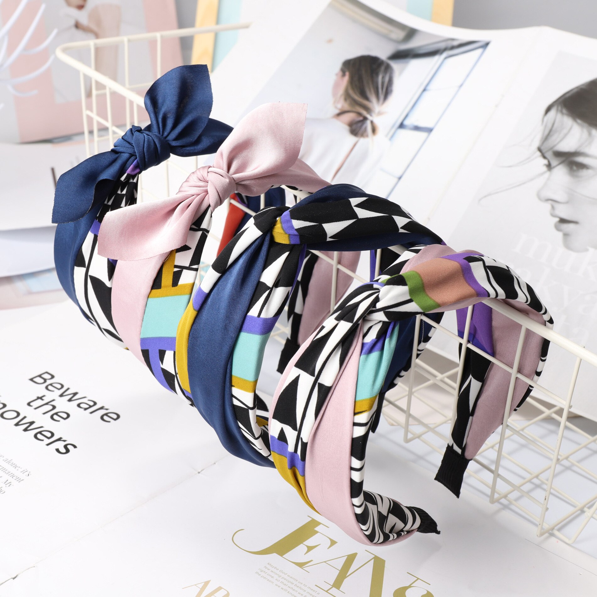 Women's broadside polka dot stitching hair band