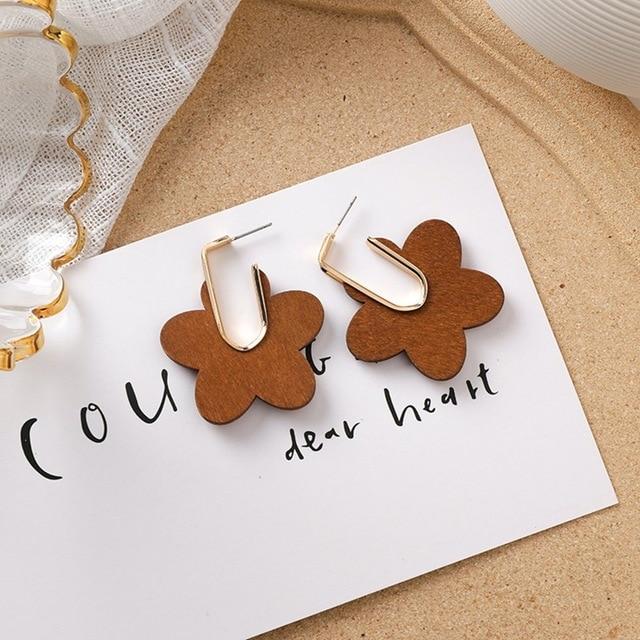 Geometric hollow wood earrings