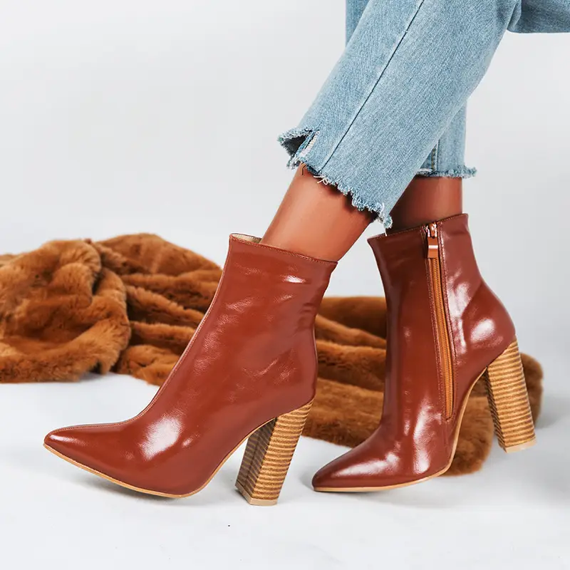 About thick all-match leather boots