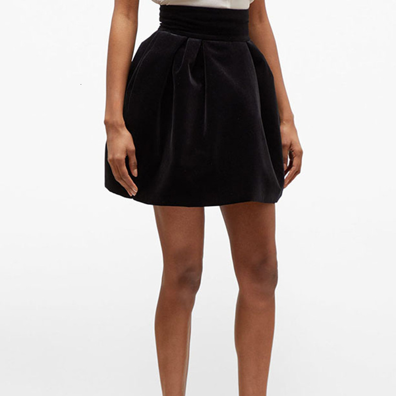 Autumn new skirt three dimensional pleated high waist black short puffy skirt