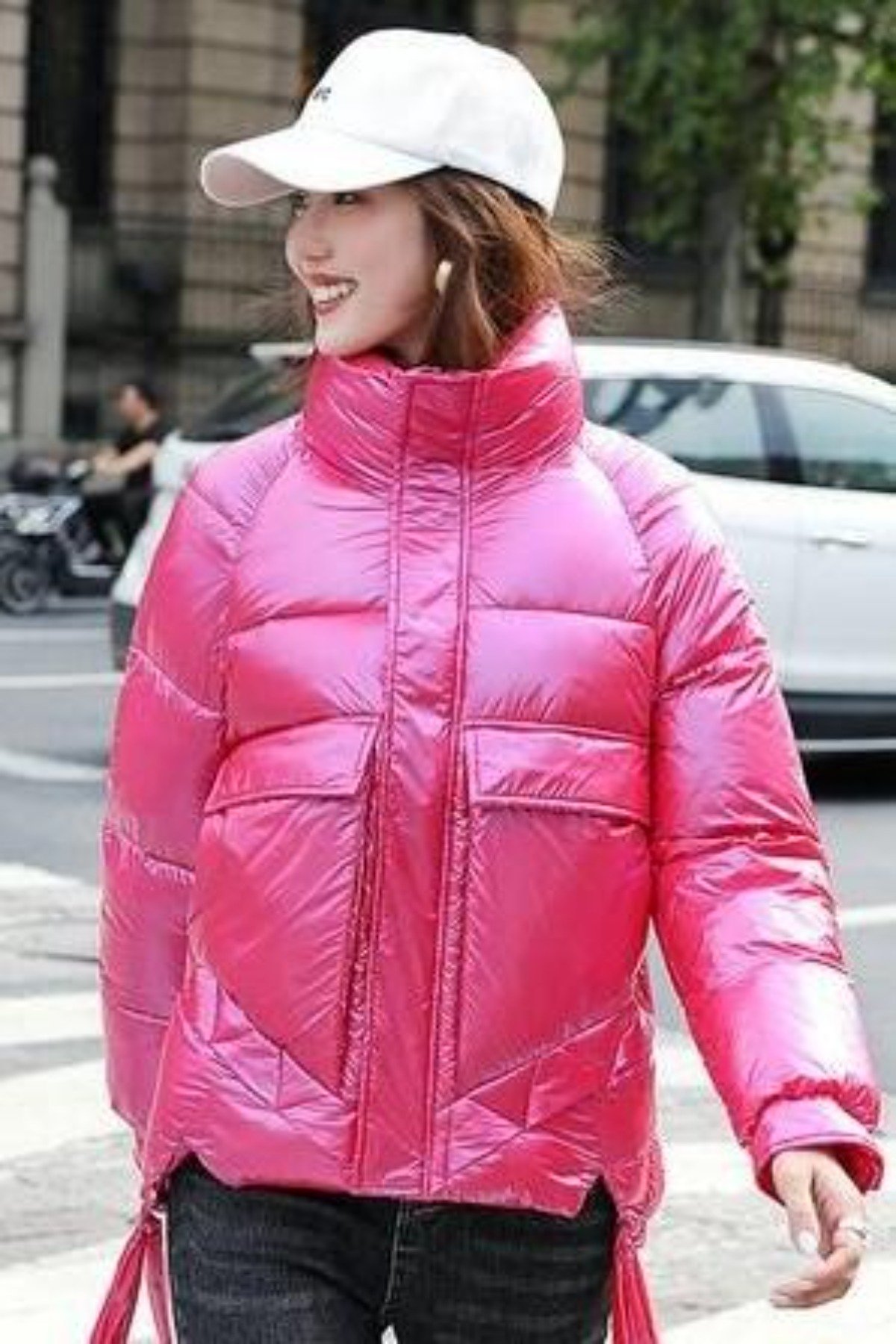 Women's loose and shiny short coat