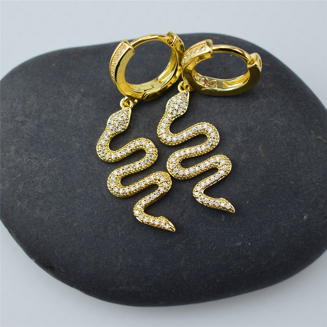 Personality big snake zircon earrings