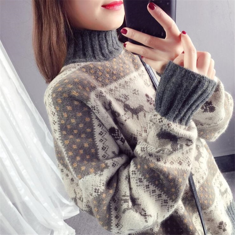 Pullover turtleneck Plush sweater