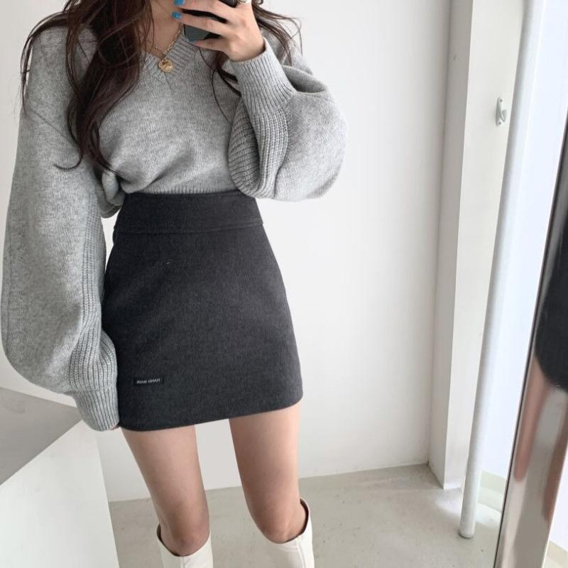 Adrian kolekcja - elegancki v-szyja dwa pieces sweter