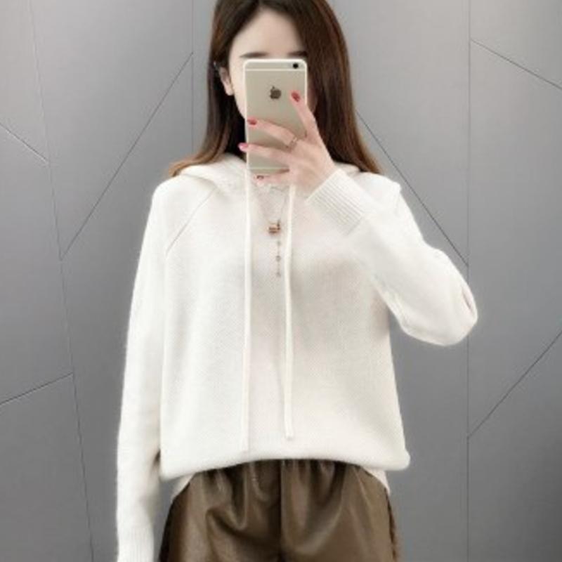 Knitted long sleeve solid color sweater
