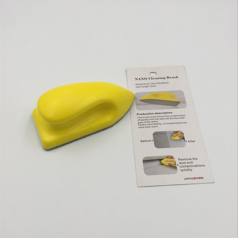 Sponge cleaning brush