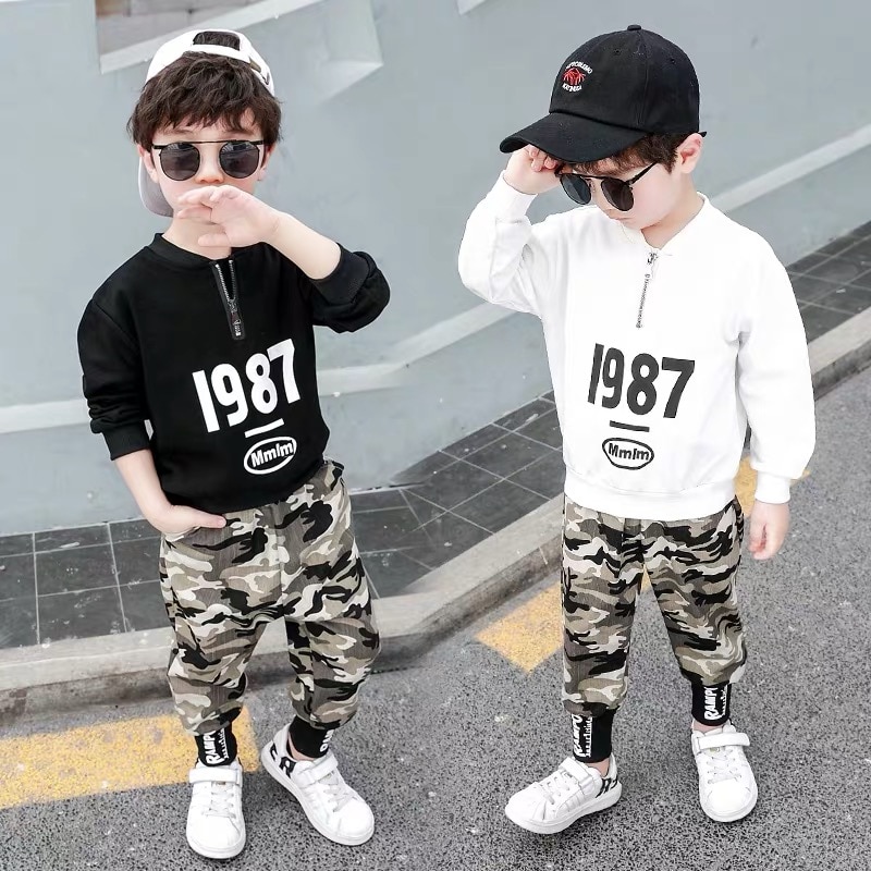 Children's camouflage suit