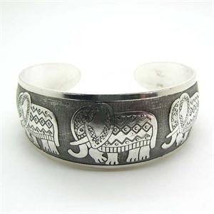 Elephant bracelet