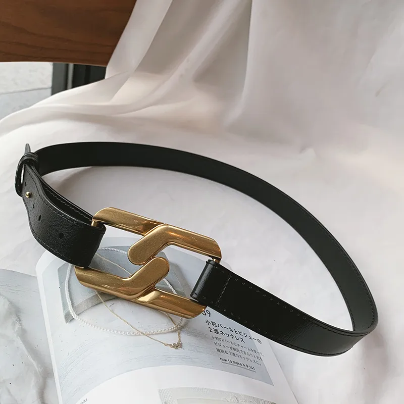 Versatile Black Leather Belt