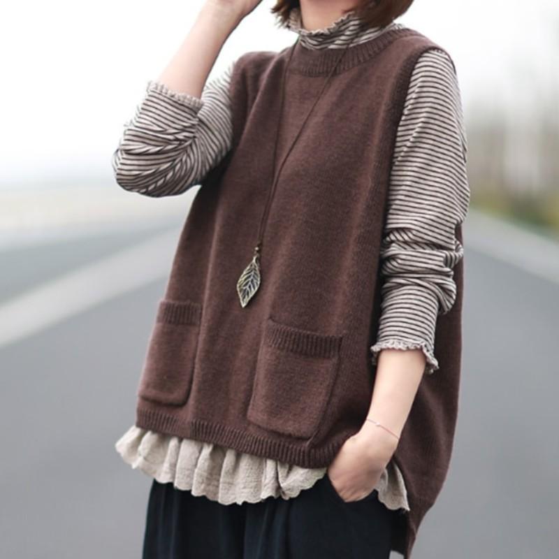 Literary knitted sweater