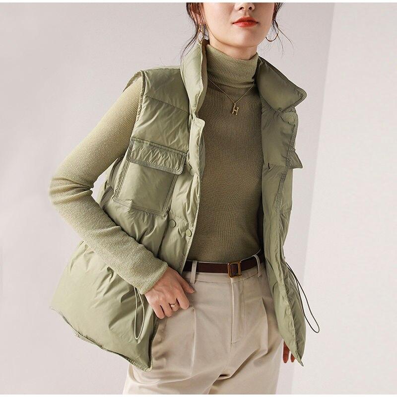 Women's short off-season down vest