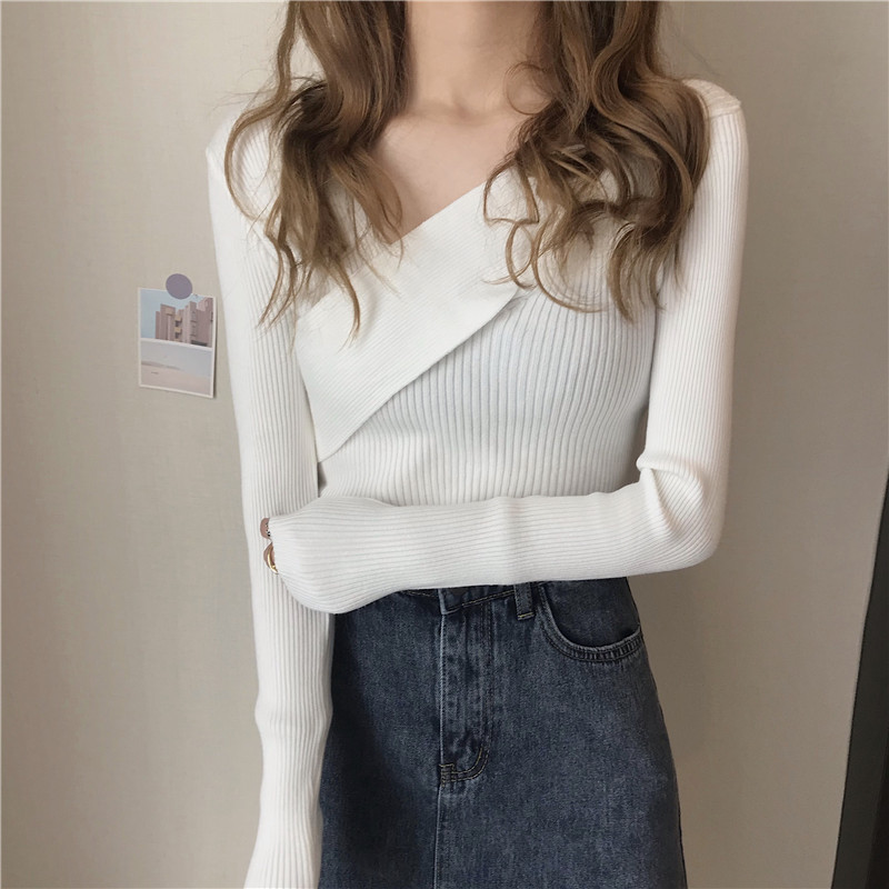 Autumn and winter women's cross V-neck sweater