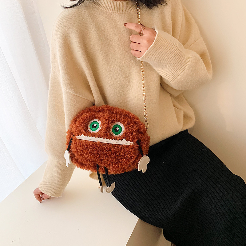 Autumn and winter new cute single shoulder bag cartoon funny face personality furry bag chain small round bag