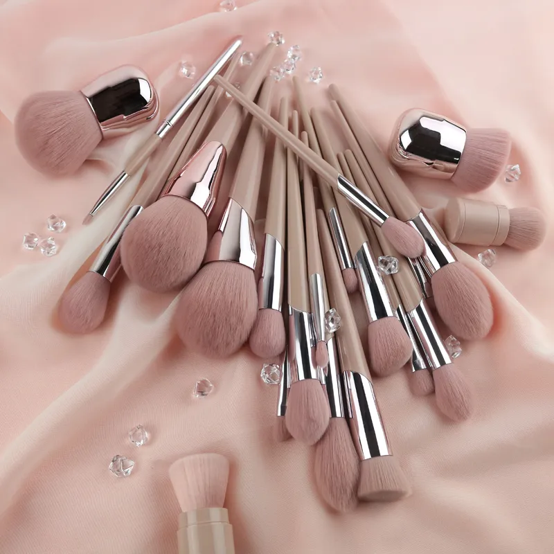 Girly Heart Pink Makeup Brush Set Eyeshadow