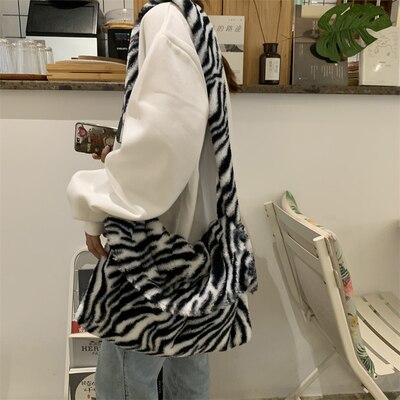 Women's large-capacity whitening bag side backpack