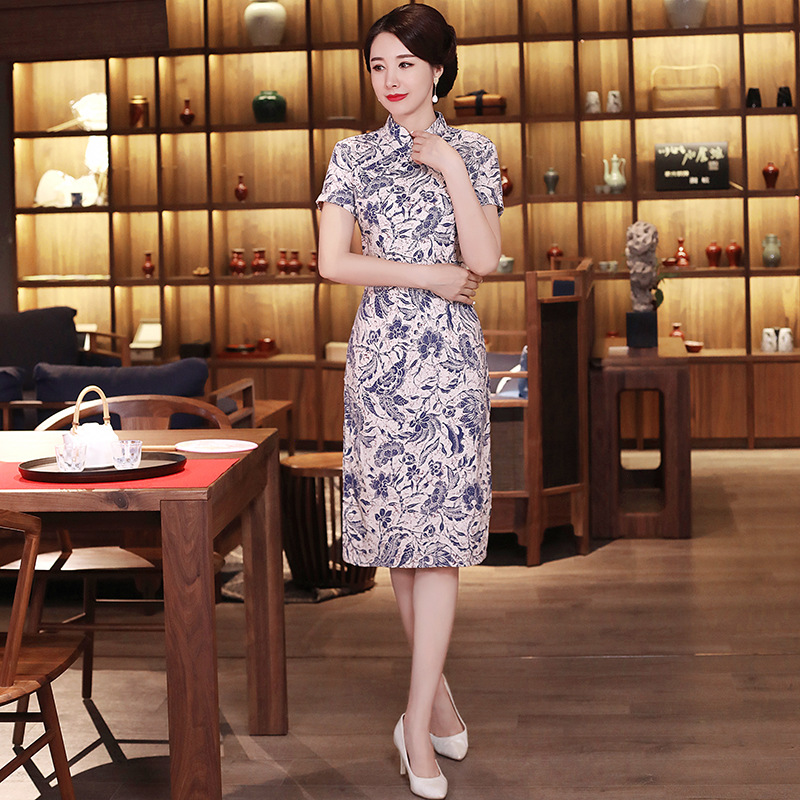 Blue And White Porcelain Retro Slim Improved Cheongsam