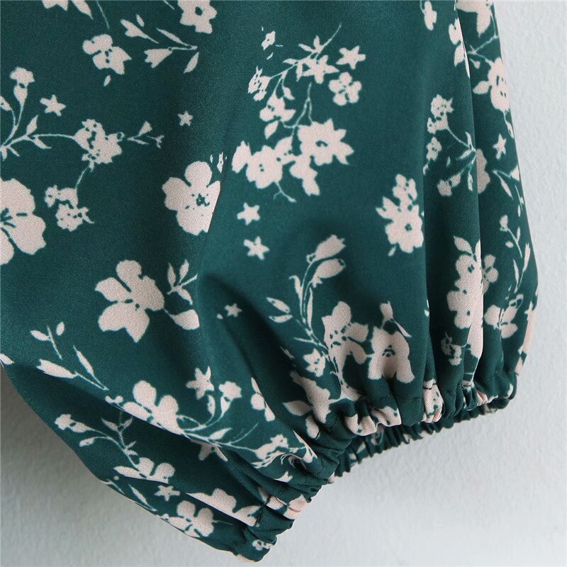 Fashion Elastic Fold Design Medium Length Dress