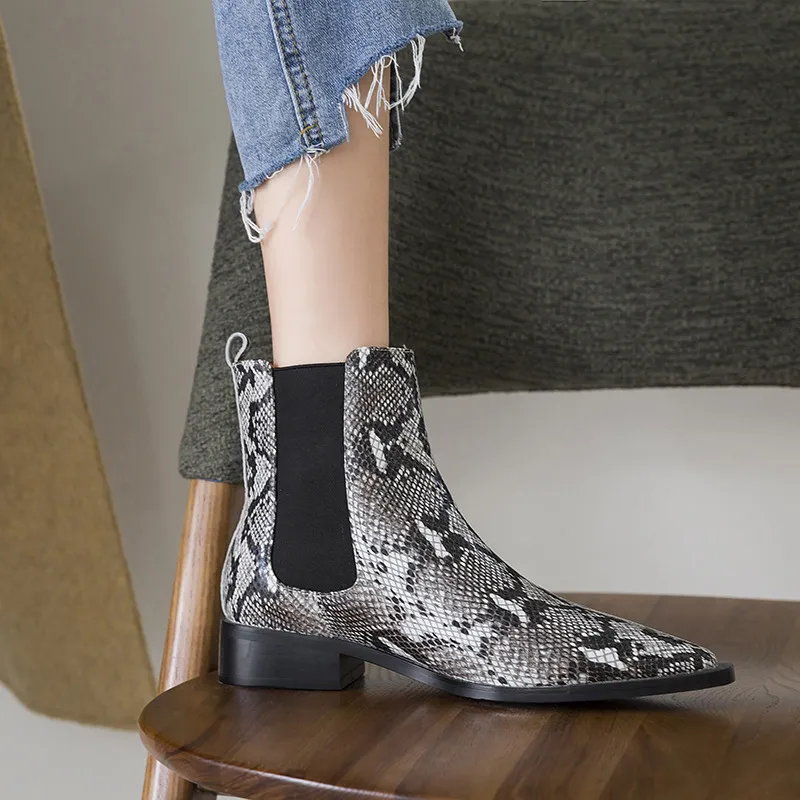 Flat Bottom Snake Short Boots Women's Low Heel Pointed Boots - Serpentine-34