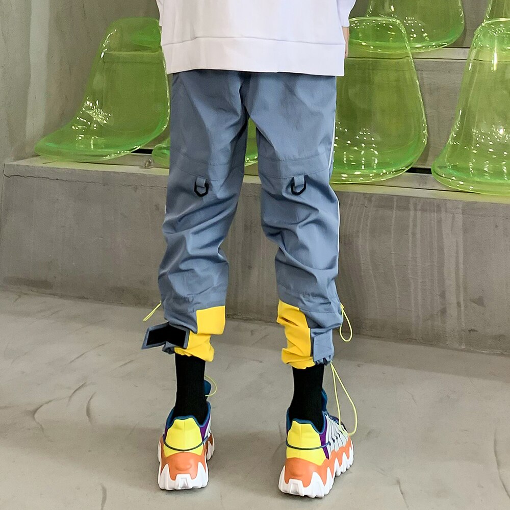 Three Dimensional Pocket Overalls With Fall Cord Stitching