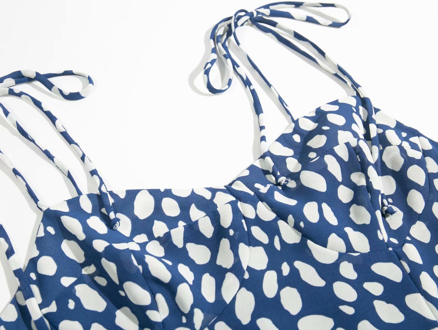 All-Match Slim Chiffon Sling Strap Wrapped Chest Midi Dress