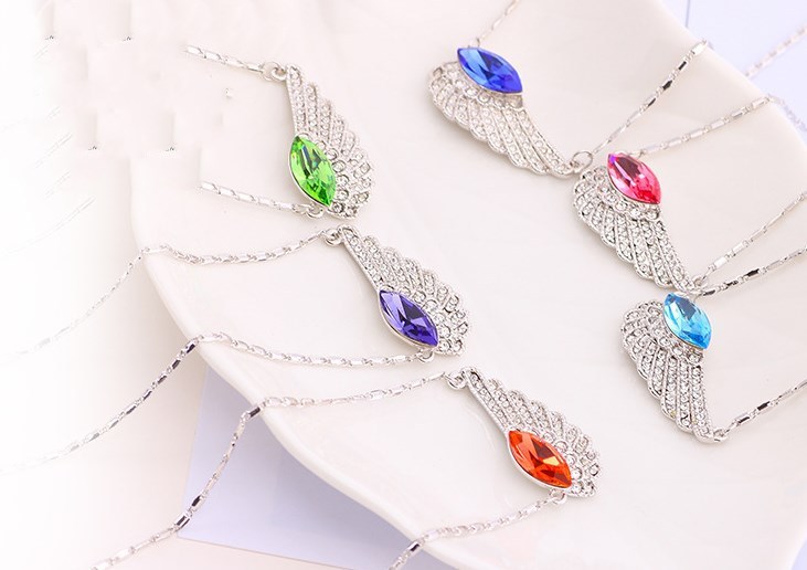 Full Diamond Horse Eye Crystal Necklace Tears Wings