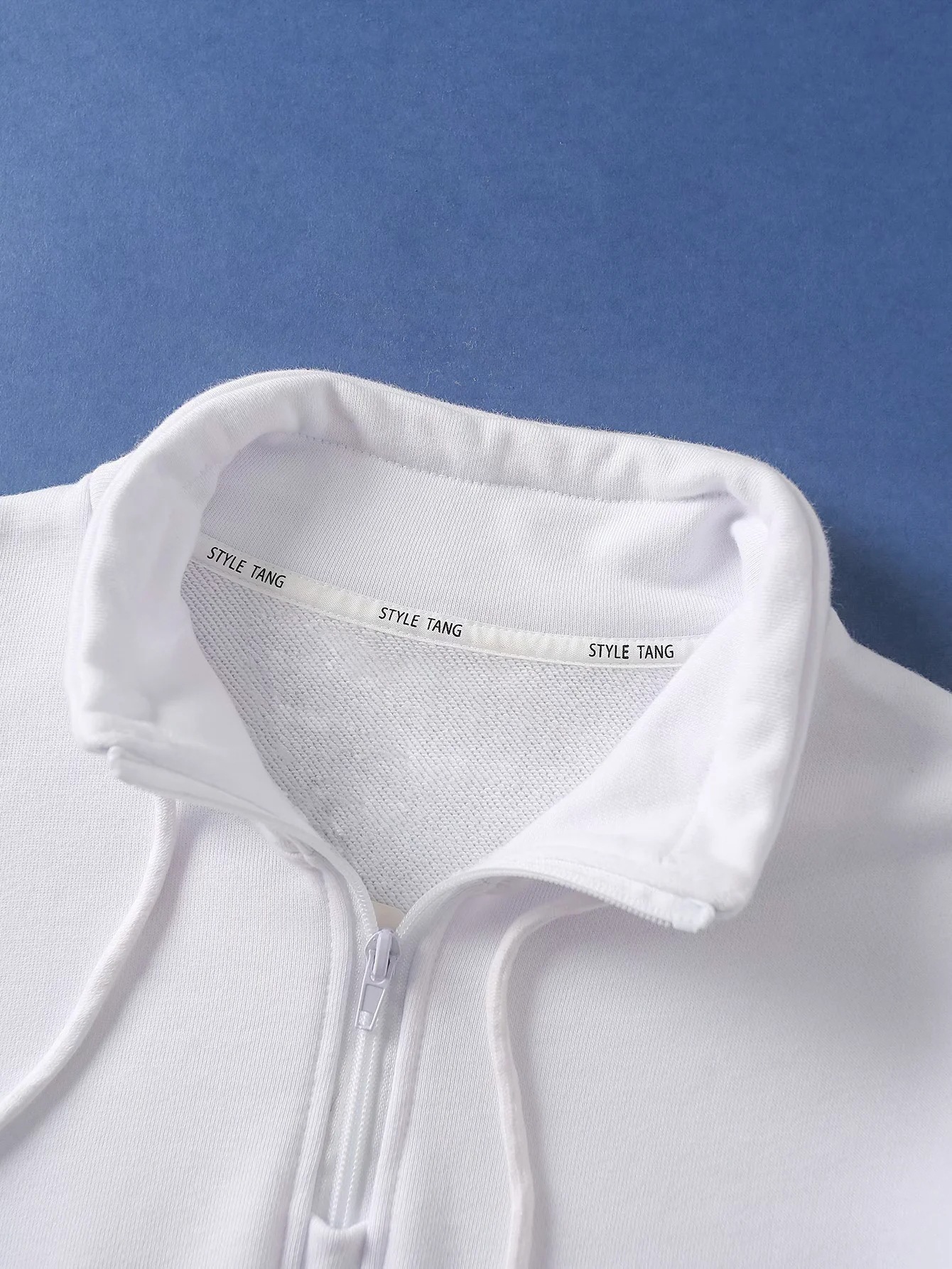 Title 5, Flag Embroidery White Stand-Up Collar Sweatshirt