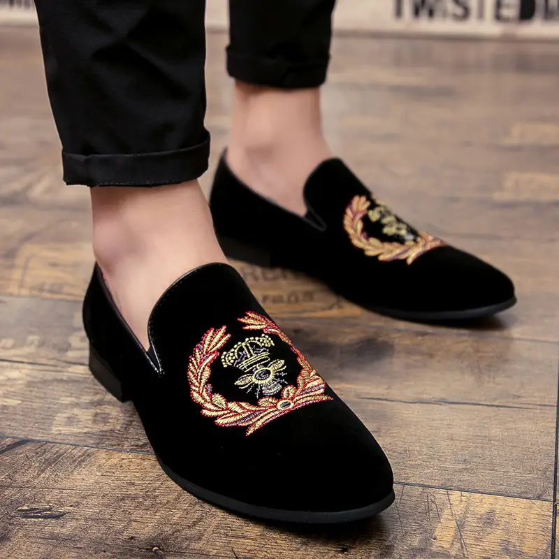 Embroidered Men's Single Shoe Cover Foot Lazy Breathable All-match Small Leather Shoes