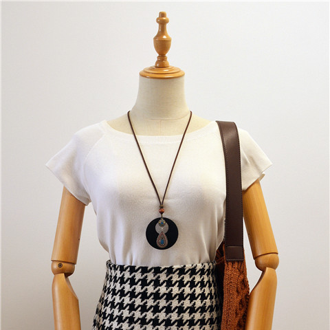 Retro Ethnic Style Cotton Linen Bright Drill Drop Oil Wooden Sweater Chain