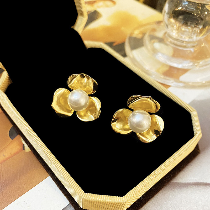 S925 Silver Needle Cold Wind Retro Hong Kong Style Geometric Metal Earrings