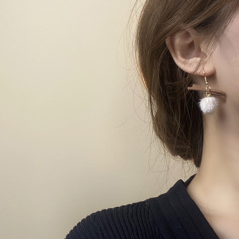 Simple Super Sweet Bow Earrings Warm Fur Ball Earrings