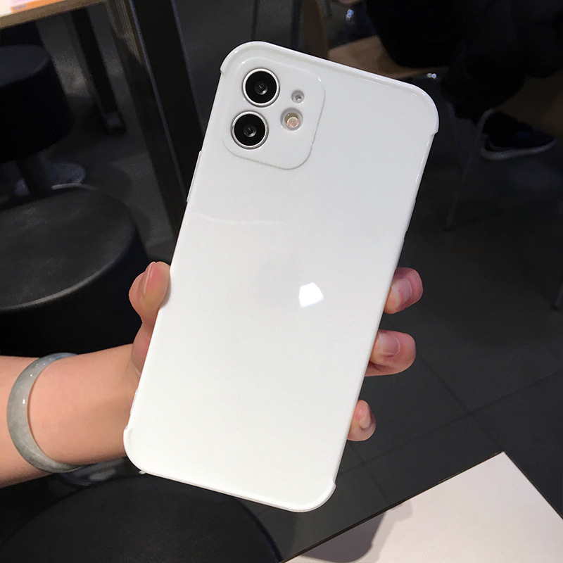 Capa celular bala furos finos borda reta espaço sólido