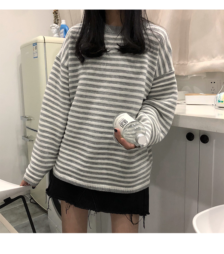 Women's Loose Long-sleeved Striped Blouse