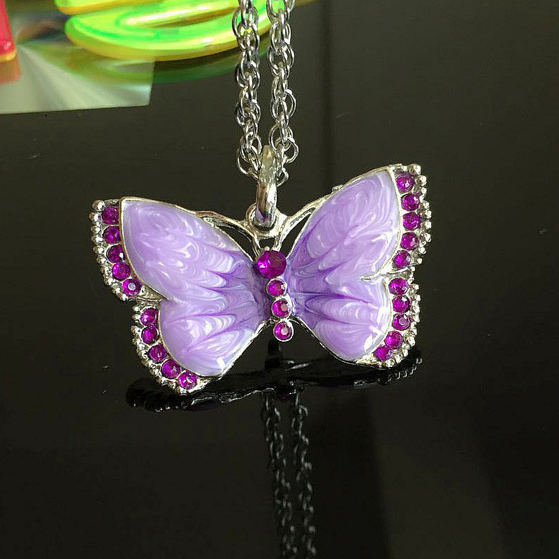 Vintage Drip Oil Painted Diamond Butterfly Necklace