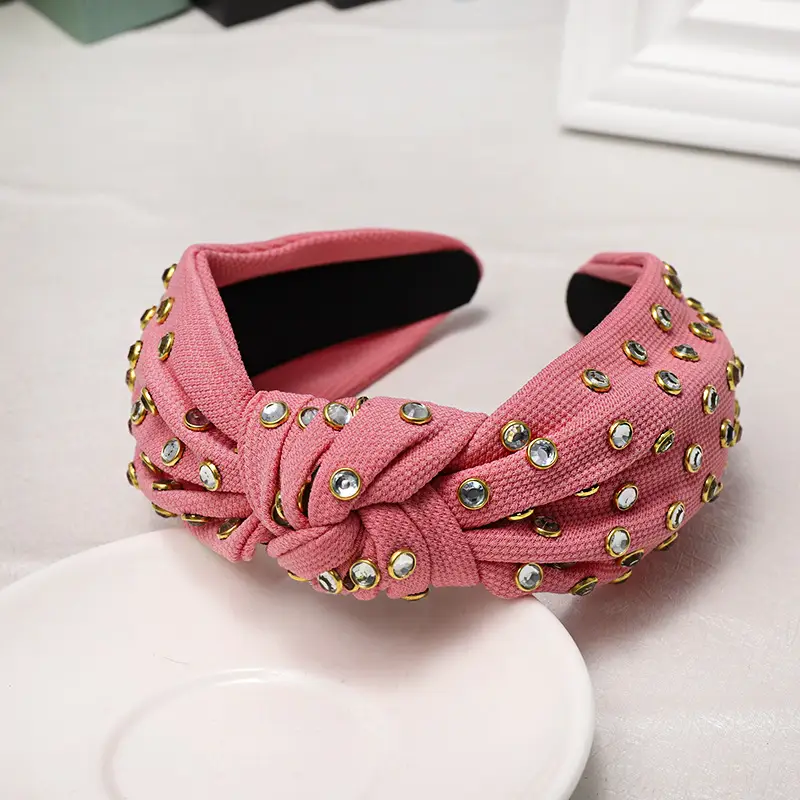 Knotted Headband With Edging Rhinestones In The Middle