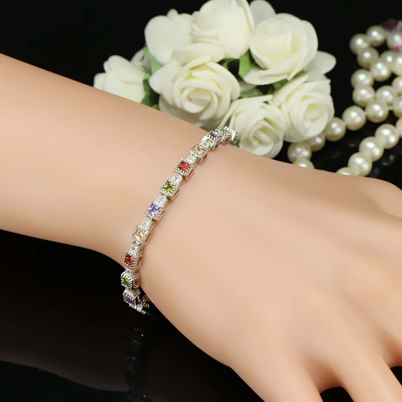 CWWZircons أساور وخلخال متعددة الألوان بتصميم قطع الأميرة من حجر الزركون المكعب للحفلات والزفاف للنساء CB093