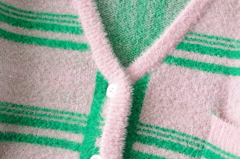 Diamond Plaid Contrast V-neck Mohair Sweater And Knit Coat