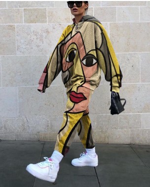 Long Casual Suit With Printed Sweater And Pants