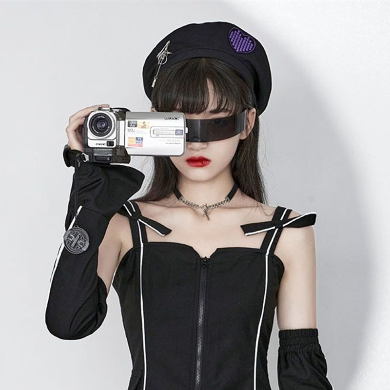 Korean Style Fashion Woolen Cloth Love Embroidery Warm Painter Hat Newsboy Hat