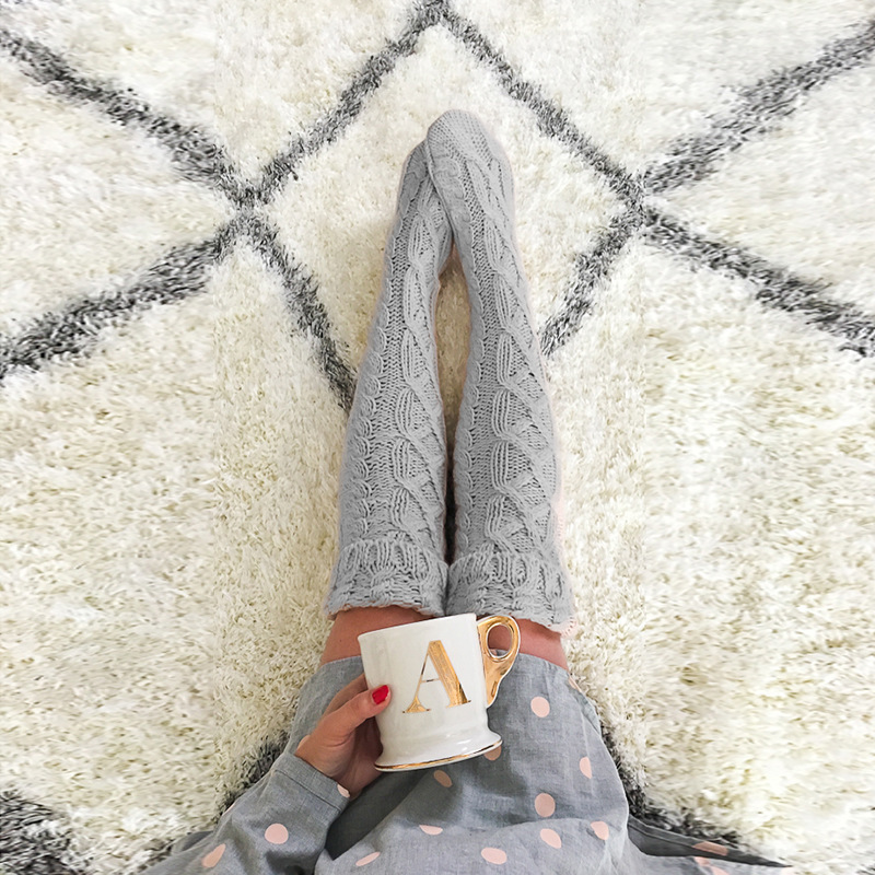 European And American Twist Over The Knee Adult Pile Socks