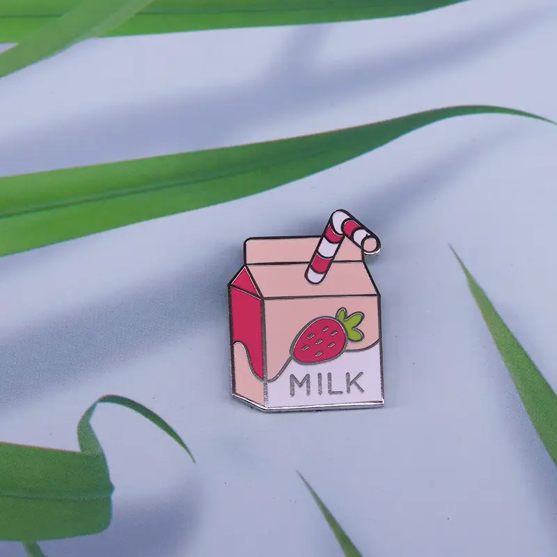 Fashion Strawberry Milk Brooch Cute Badge