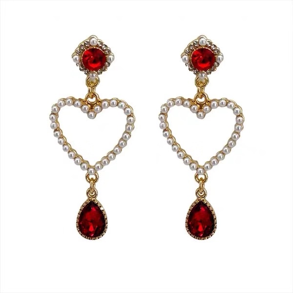 Red Wine Manor. Vintage Soft White Baroque Love Pearl Wine Red Water Drop Earrings