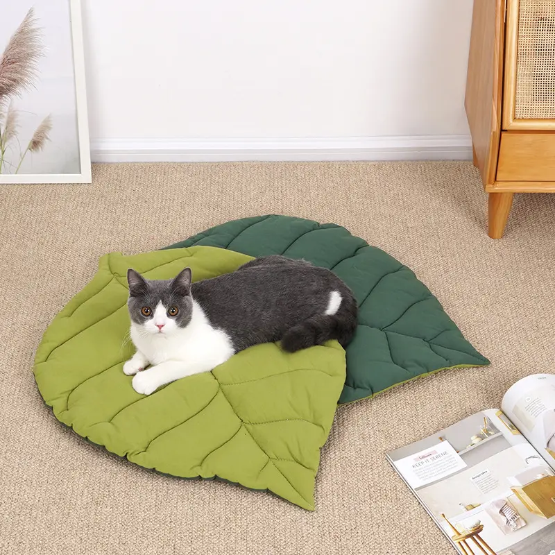 Leaf Shape Soft Dog Bed Mat Crate
