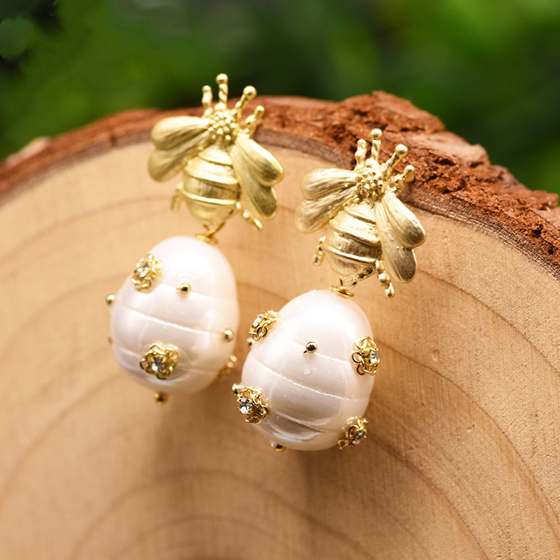 Freshwater Pearl Oyster Bee Earrings