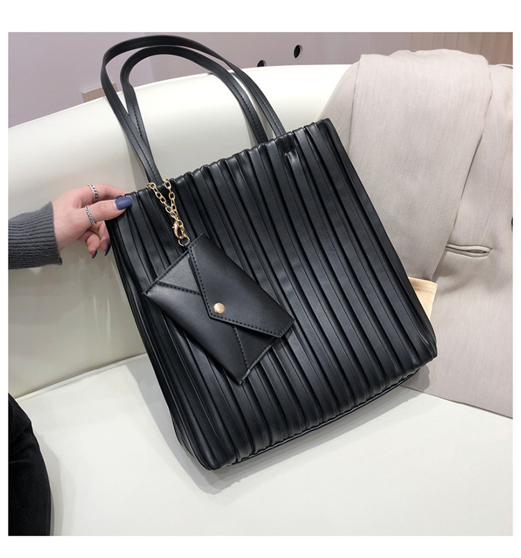 Textured Large Capacity Women'sPicture And Mother Bag Bucket Bag Black - Shop at LoveMi