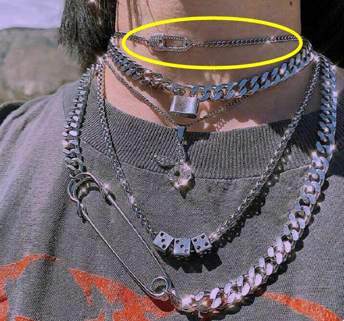 Dice Pin With Diamond Pendant Punk Exaggerated Twist Necklace